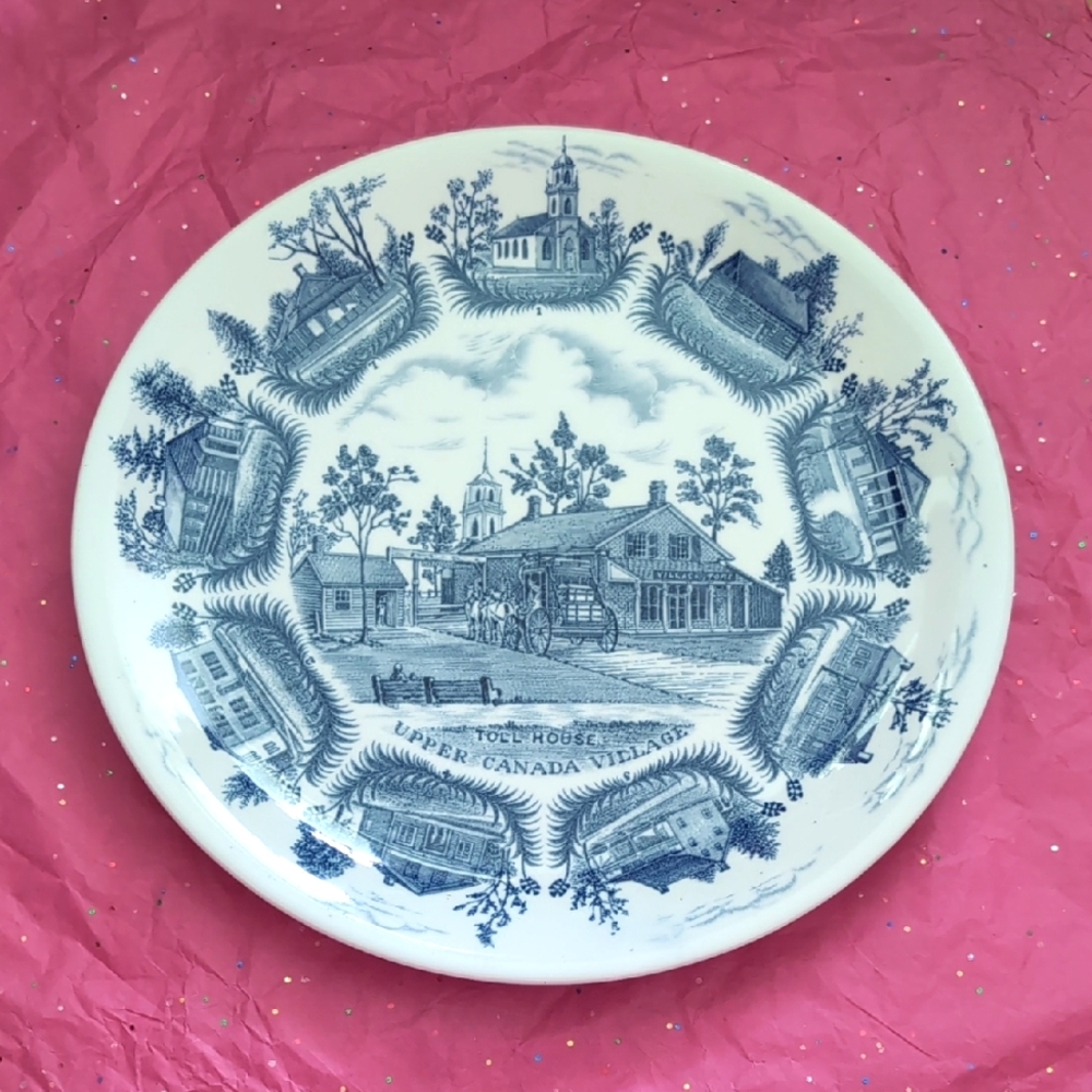 Vintage Alfred Meakin England Upper Canada Collector Plate 10" * 10"